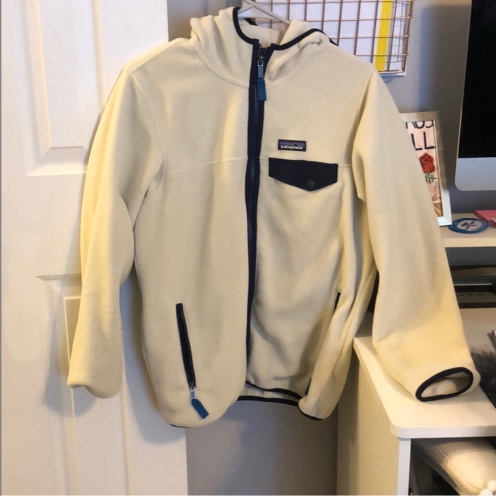 Patagonia full zip hooded synchilla